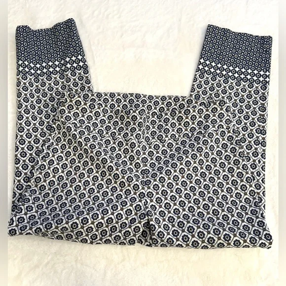 Attyre Printed Work Pants- size 14 - Picture 4 of 6